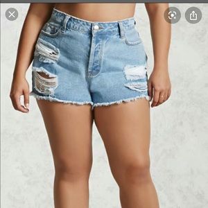 F21+ DISTRESSED DENIM SHORTS